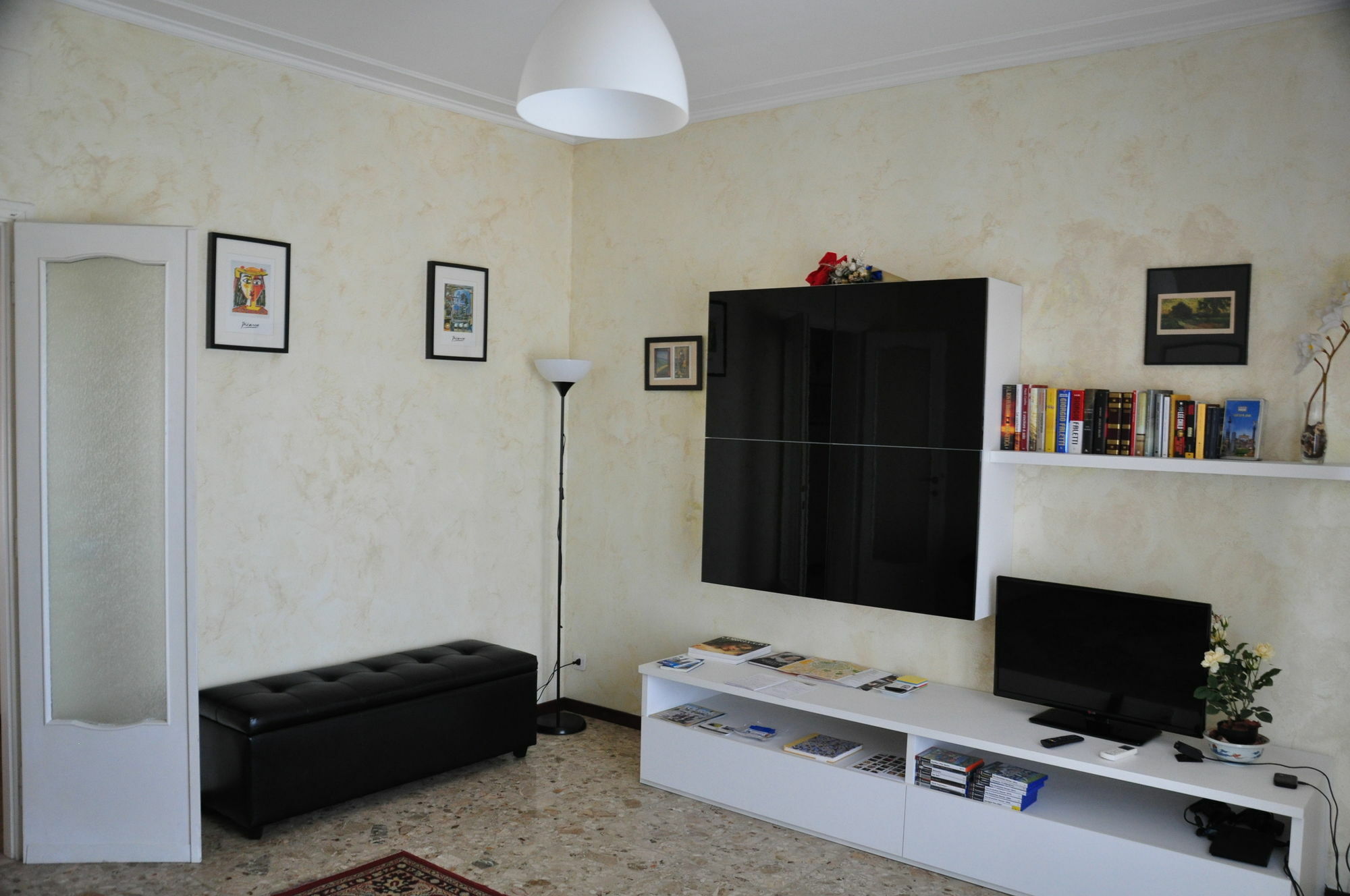 A Casa Di Franci Apartment Parma Exterior photo